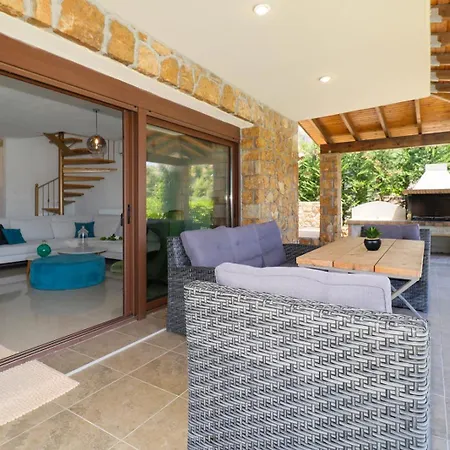 Blue Dream Villa *